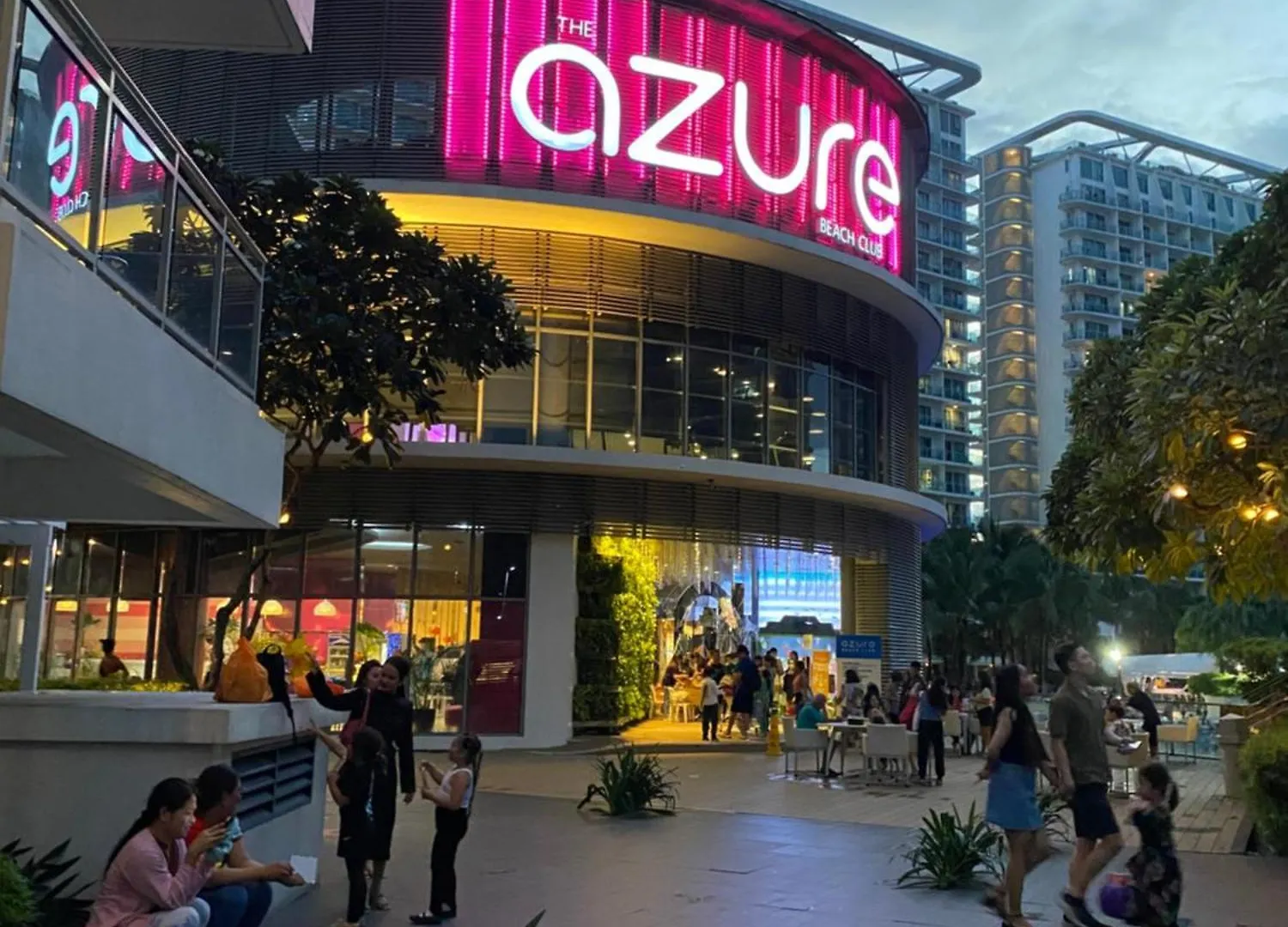 Azure Staycations By M&M'S Paranaque City